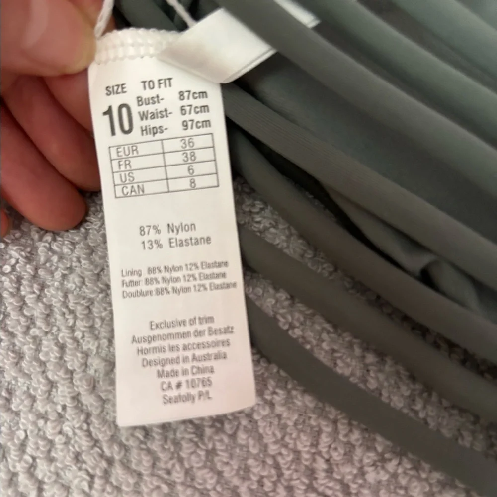 Seafolly Bikini Top Sz 10 NWOT | Seafolly Bikini | Bikini Top | Beach Bikini - - Picture 6 of 7